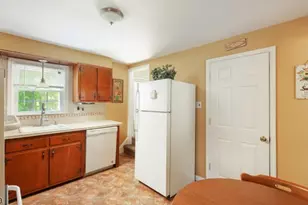 11 Munsee Dr, Cranford Township, NJ 07016 - Photo 14