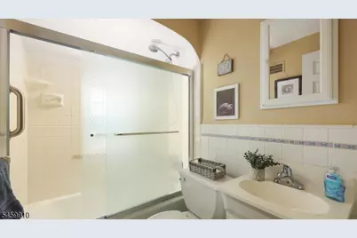 11 Munsee Dr, Cranford Township, NJ 07016 - Photo 22