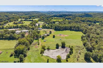 70 Sutton Rd, Tewksbury Township, NJ 08833 - Photo 22