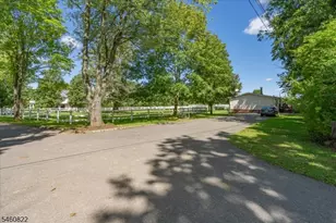 70 Sutton Rd, Tewksbury Township, NJ 08833 - Photo 20