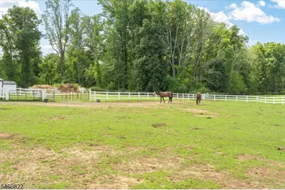 70 Sutton Rd, Tewksbury Township, NJ 08833 - Photo 32