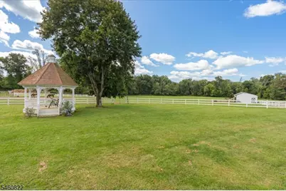70 Sutton Rd, Tewksbury Township, NJ 08833 - Photo 6