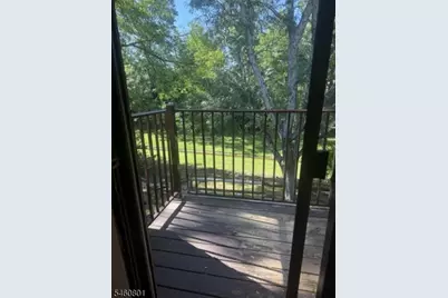 910 N Oaks Blvd, North Brunswick Township, NJ 08902 - Photo 8