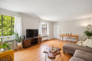 93D Troy Dr, Springfield, NJ 07081 - Photo 4