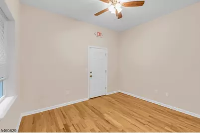 267 Martin Luther King Blvd #2, Newark, NJ 07102 - Photo 6
