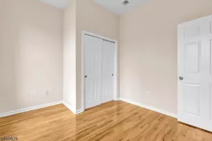 267 Martin Luther King Blvd, Newark, NJ 07102 - Photo 12
