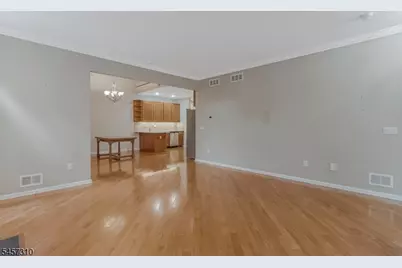 100 David Dr, Raritan Township, NJ 08822 - Photo 10