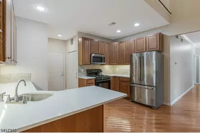 100 David Dr, Raritan Township, NJ 08822 - Photo 8