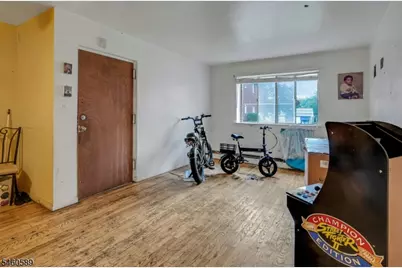 378 Valley St #A2, South Orange, NJ 07079 - Photo 4