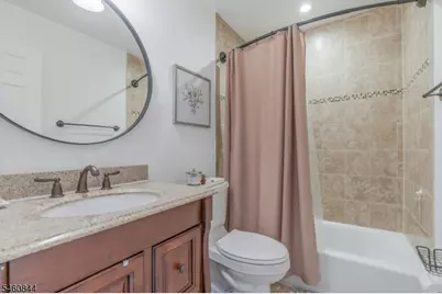 416 Willow Ct, Raritan Township, NJ 08822 - Photo 6