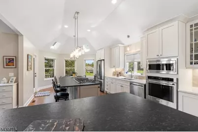14 Wentworth Ct, Hardyston Township, NJ 07419 - Photo 10