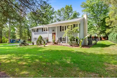 47 Prospect Ave, Bridgewater, NJ 08807 - Photo 4