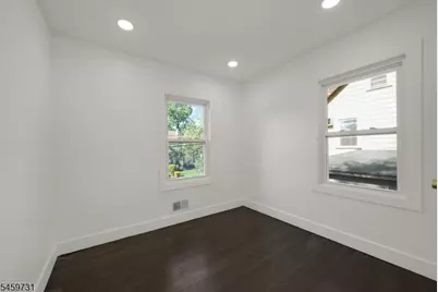 857 Livingston Rd, Elizabeth, NJ 07208 - Photo 14