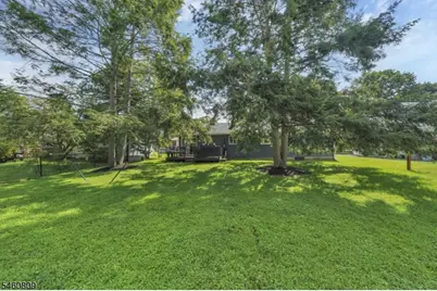113 Carol Dr, Hackettstown, NJ 07840 - Photo 18