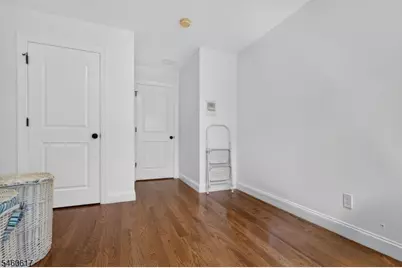 7 Christina Ct, Fairfield, NJ 07004 - Photo 16