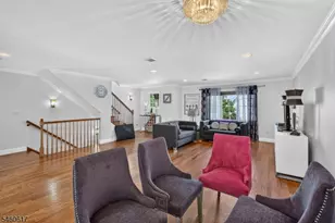 7 Christina Ct, Fairfield, NJ 07004 - Photo 8