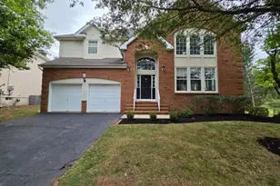 19 Goldenrod Dr, Montgomery Township, NJ 08502 - Photo 1
