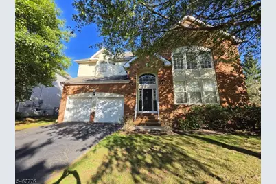 19 Goldenrod Dr, Montgomery Township, NJ 08502 - Photo 2