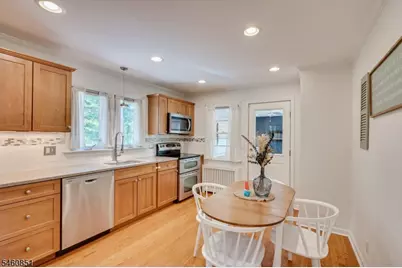 325 Triangle Rd, Hillsborough Township, NJ 08844 - Photo 12