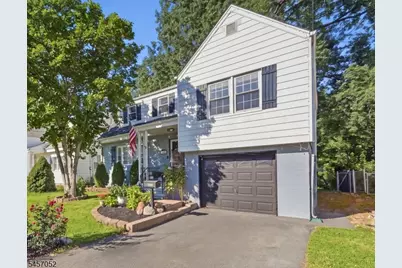 223 Woodlawn Ave, Linden, NJ 07036 - Photo 1