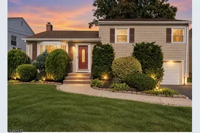827 Savitt Pl, Union Township, NJ 07083 - Photo 2