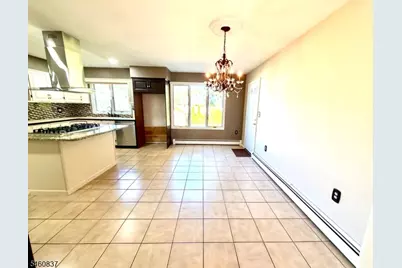827 Savitt Pl, Union Township, NJ 07083 - Photo 14