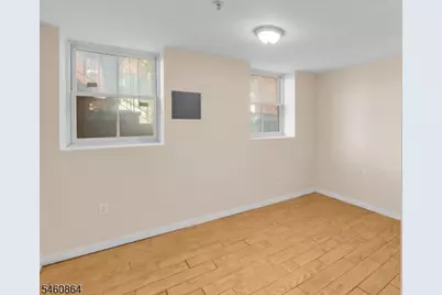 273 Martin Luther King Blvd, Newark, NJ 07102 - Photo 8