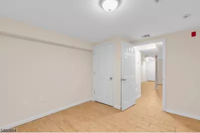273 Martin Luther King Blvd, Newark, NJ 07102 - Photo 6