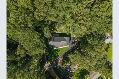 51 Dogwood Rd, Morris Plains, NJ 07950 - Photo 4