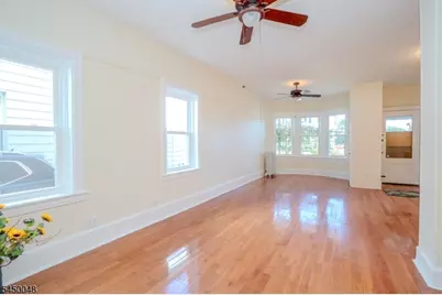 55 Thompson St, Raritan, NJ 08869 - Photo 14