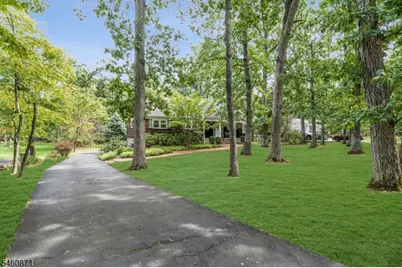 961 Sunset Rdg, Bridgewater, NJ 08807 - Photo 4