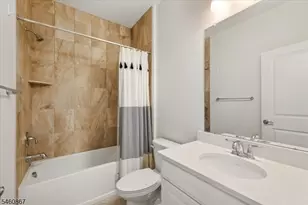 17 Cortland Ct, Livingston, NJ 07039 - Photo 26