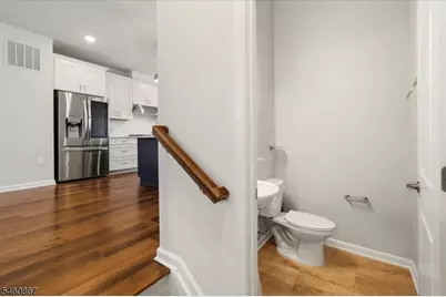 17 Cortland Ct, Livingston, NJ 07039 - Photo 14
