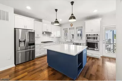 17 Cortland Ct, Livingston, NJ 07039 - Photo 12