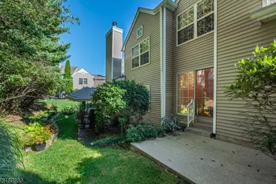 122 Woodmont Dr, Randolph Township, NJ 07869 - Photo 18