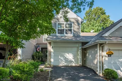 122 Woodmont Dr, Randolph Township, NJ 07869 - Photo 1