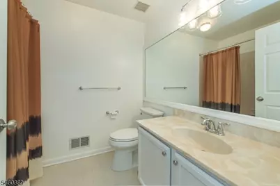 122 Woodmont Dr, Randolph Township, NJ 07869 - Photo 16