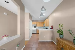 111 Cardigan Ct, Parsippany, NJ 07054 - Photo 10