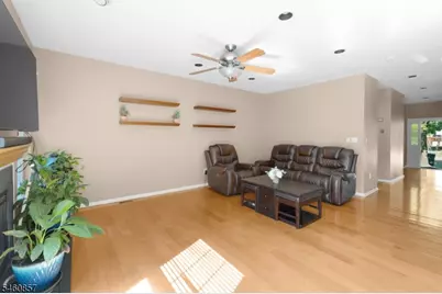 111 Cardigan Ct, Parsippany, NJ 07054 - Photo 8