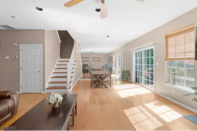 111 Cardigan Ct, Parsippany, NJ 07054 - Photo 26