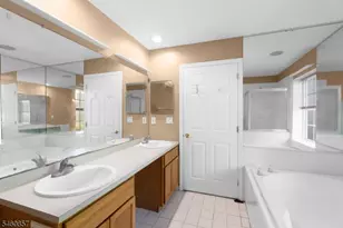 111 Cardigan Ct, Parsippany, NJ 07054 - Photo 36