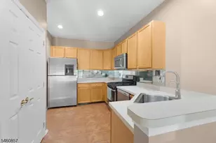111 Cardigan Ct, Parsippany, NJ 07054 - Photo 8