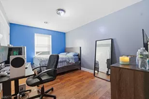 28 Hanford St, Newark, NJ 07114 - Photo 12