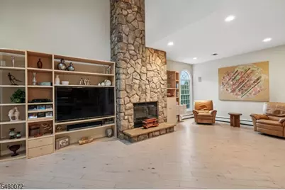 16 Apple Ln, Wayne, NJ 07470 - Photo 18