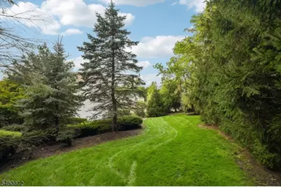 16 Apple Ln, Wayne, NJ 07470 - Photo 42