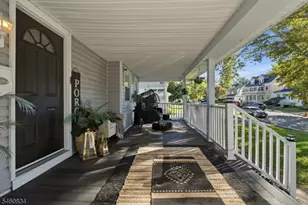 28 Boyden St, East Orange, NJ 07017 - Photo 6