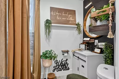 28 Boyden St, East Orange, NJ 07017 - Photo 24