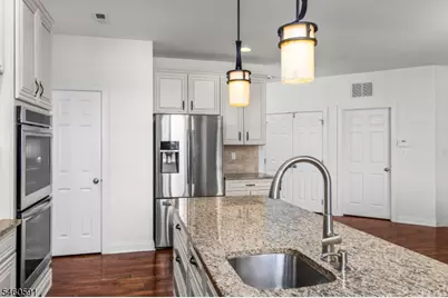 6 Sergeant Ct, Mount Olive, NJ 07828 - Photo 8