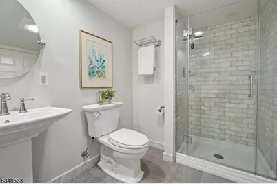 11 Meadowbrook Ct, Summit, NJ 07901 - Photo 32