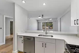 48 S Park St, Montclair, NJ 07042 - Photo 18